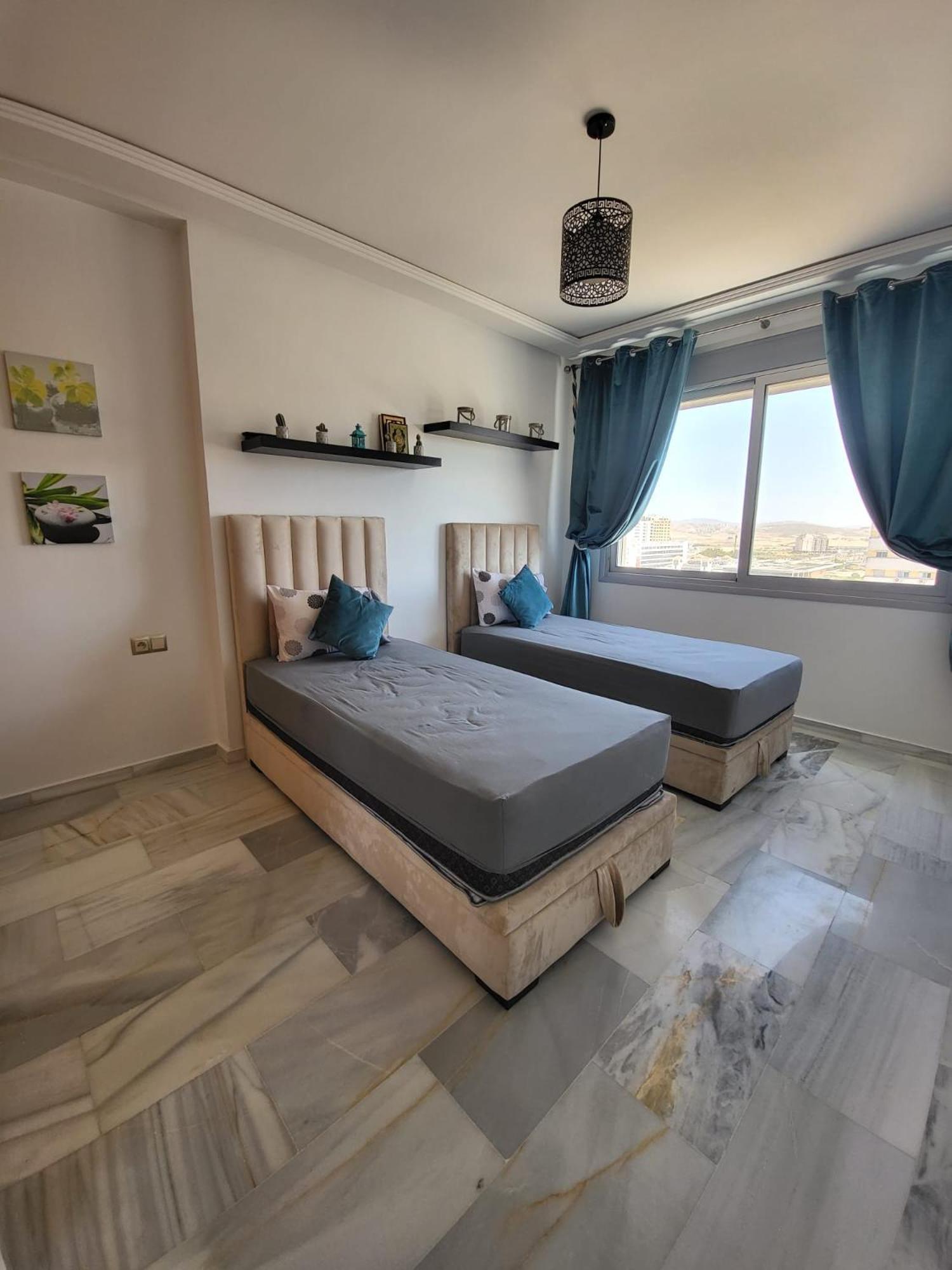 Mont Blanc :Appartement, Vue Sur Mer A 2 Minutes De La Gare. Tanger Extérieur photo