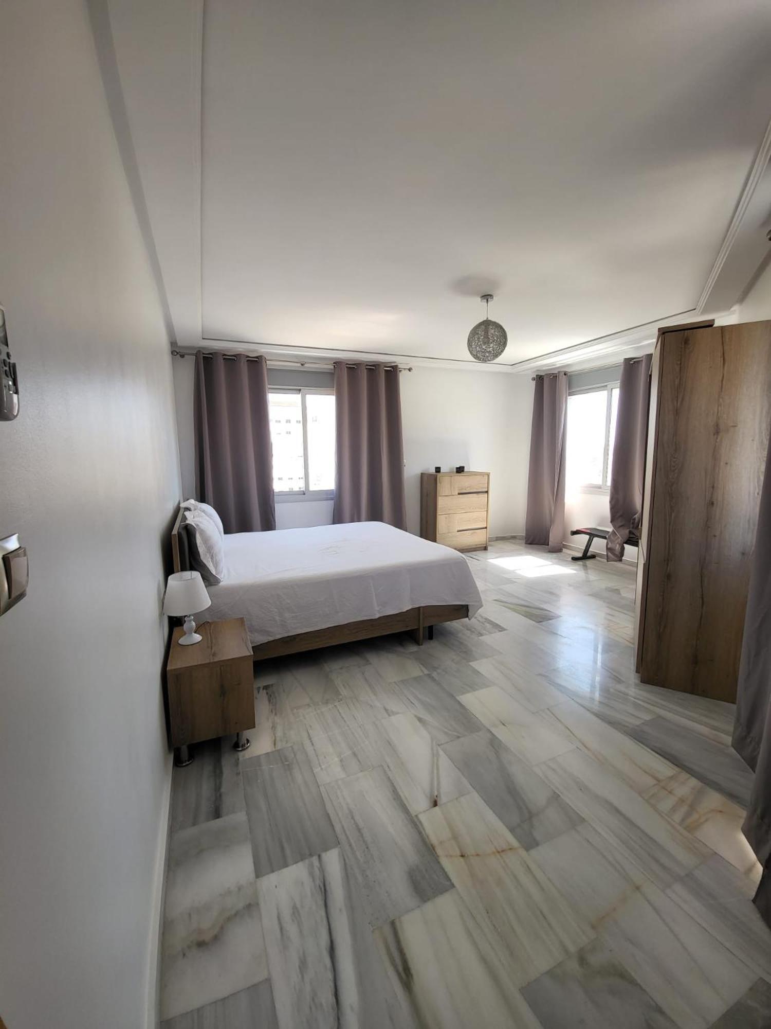 Mont Blanc :Appartement, Vue Sur Mer A 2 Minutes De La Gare. Tanger Extérieur photo